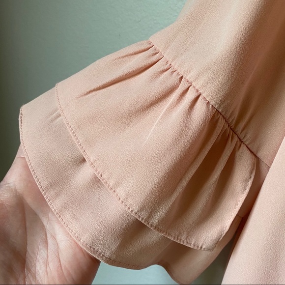 EUC Topshop ruffle sleeve v neck top - Picture 3 of 5